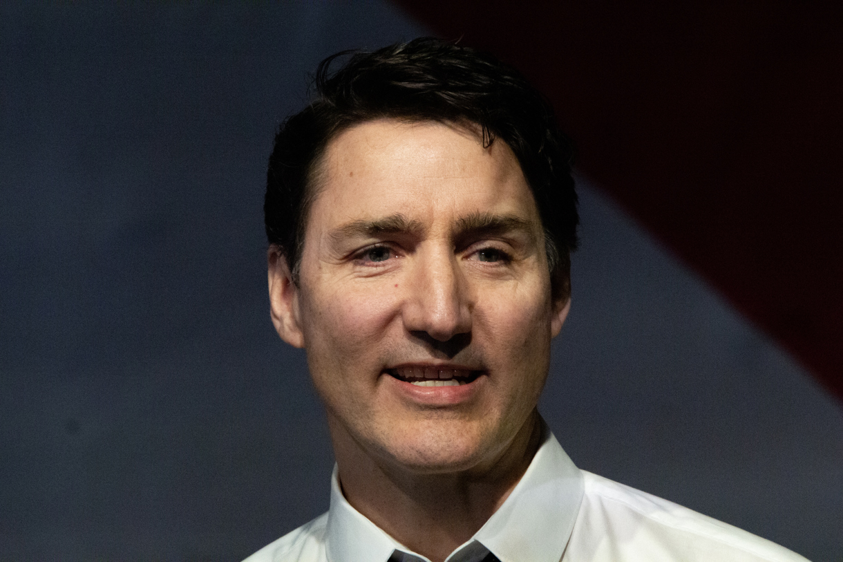 El primer ministro canadiense, Justin Trudeau, habla durante una cumbre con líderes empresariales, políticos y sociales canadienses este 7 de febrero de 2025 en Toronto, Canadá. (Foto de Julio César Rivas de la agencia EFE)