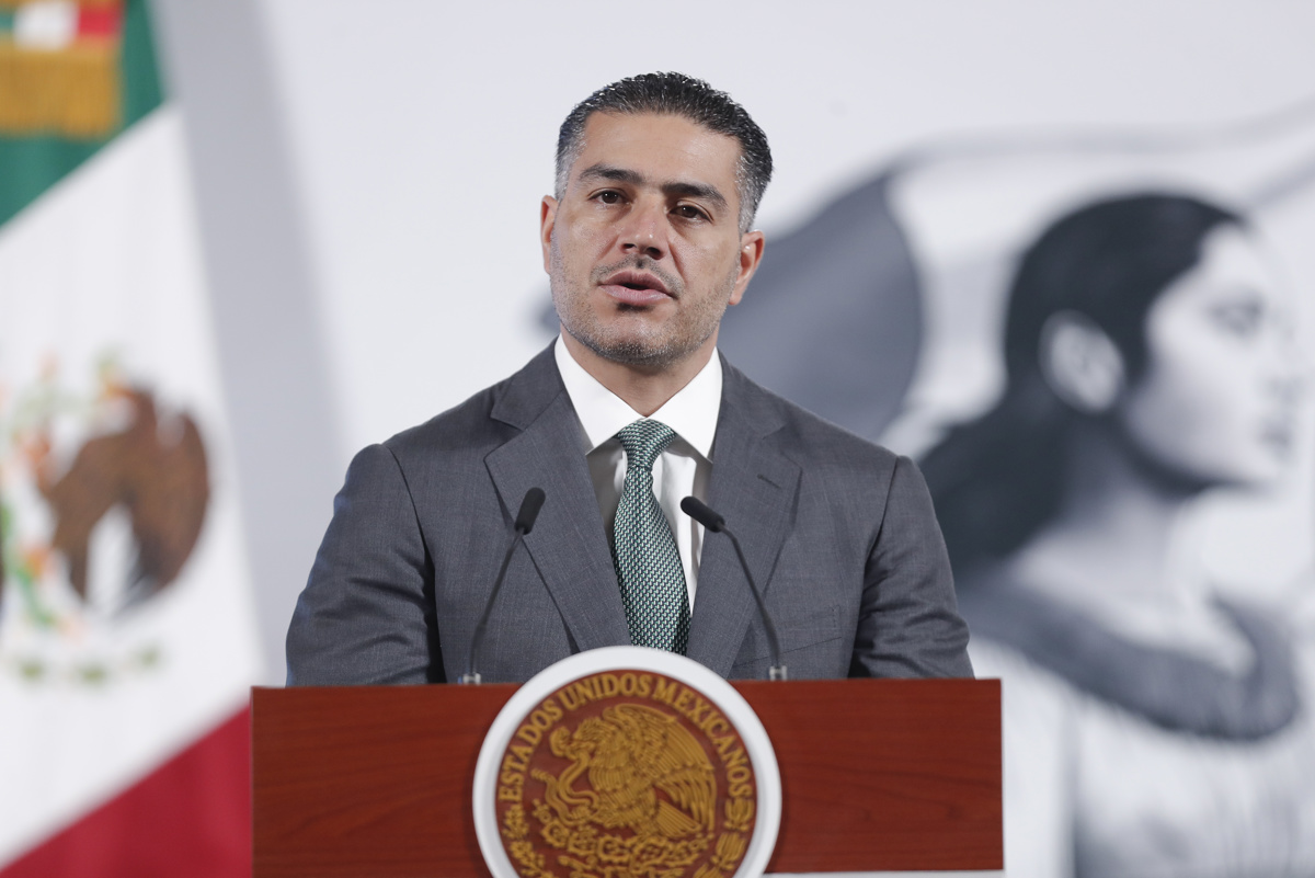 Imagen de archivo del secretario de Seguridad y Protección Ciudadana, Omar García Harfuch, hablando durante una rueda de prensa en el Palacio Nacional en Ciudad de México (México). (Foto de Isaac Esquivel de la agencia EFE)