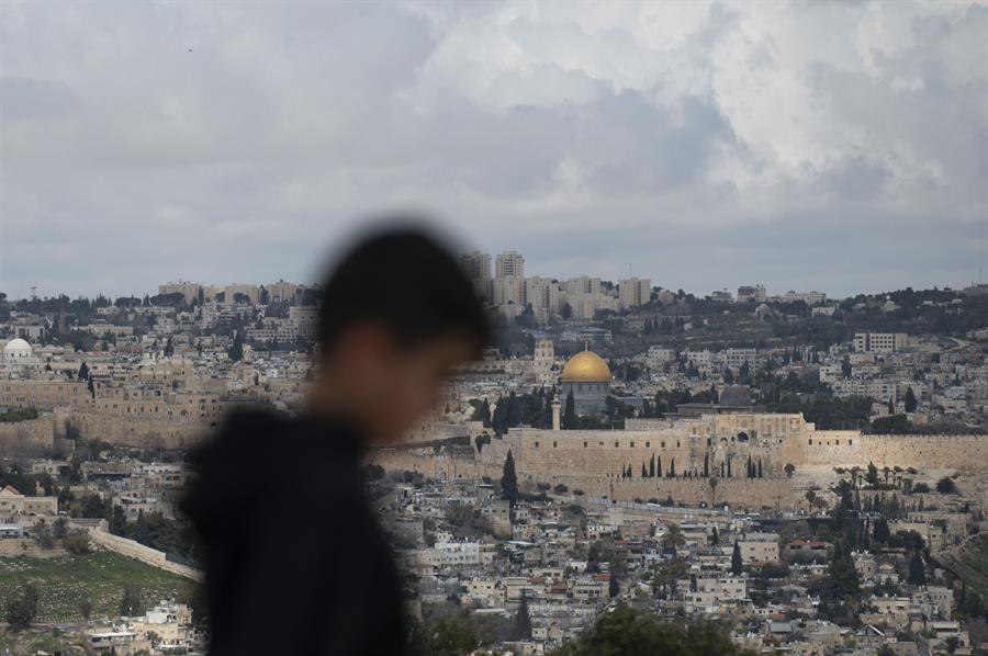 Vista de la Explanada de las Mezquitas de Jerusalén, en el primer día del Ramadán, este sábado 1 de marzo. (Foto de EFE)