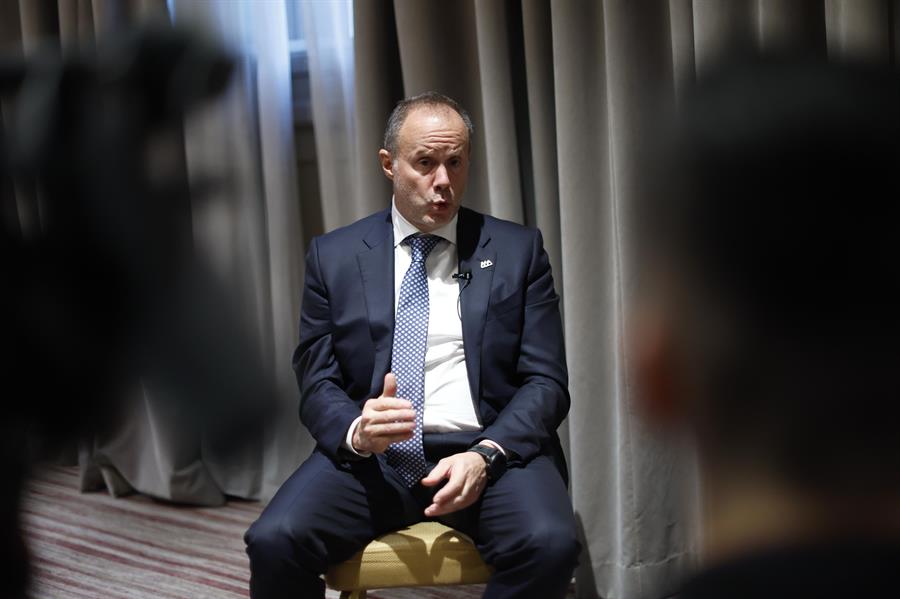 El nuevo presidente del Consejo Nacional Agropecuario (CNA), Jorge Esteve, habla durante una entrevista con EFE en la Ciudad de México. (Foto de EFE)