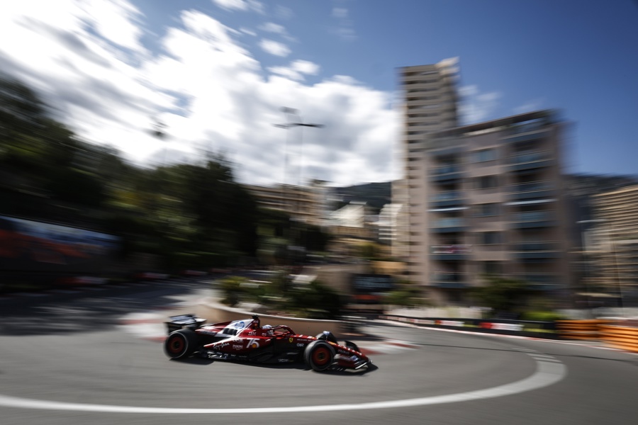 El piloto monegasco Charles Leclerc, durante uno de los entrenamientos libres del Gran Premio de Mónaco. (Foto de EFE)