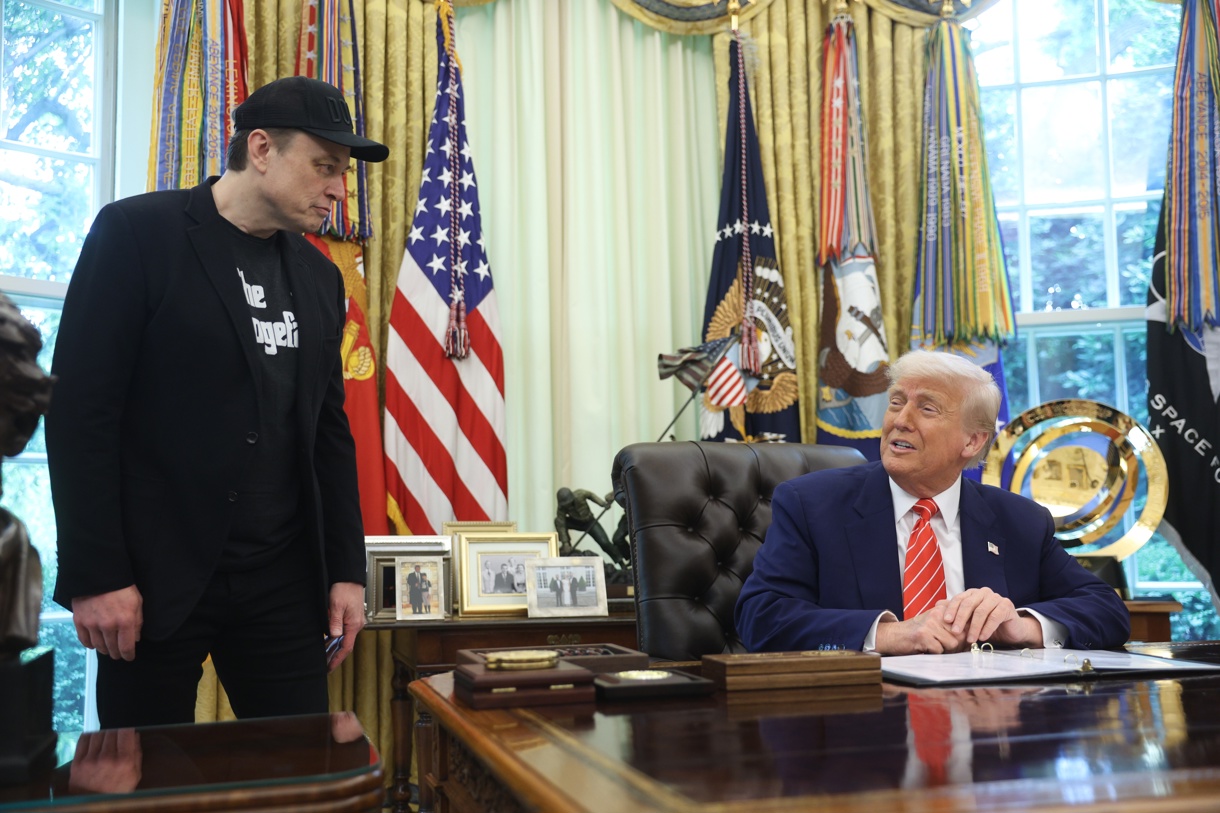 El magnate Elon Musk junto al presidente de Estados Unidos, Donald Trump. (Fotografía de Francis Chung de la agencia EFE)