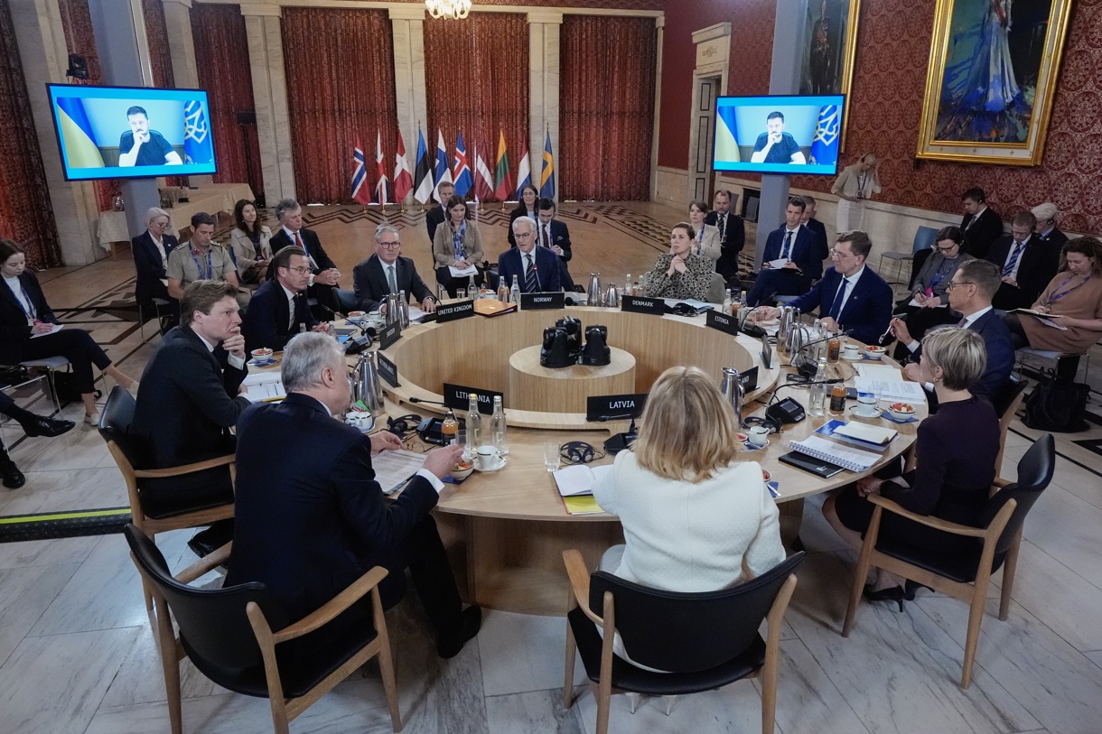 Ministros participan en la cumbre de líderes de la Fuerza Expedicionaria Conjunta (JEF) sobre seguridad en Oslo, Noruega, el 9 de mayo de 2025. La JEF es una colaboración sobre los intereses de política de seguridad entre varias naciones del norte de Europa. (Dinamarca, Finlandia, Gran Bretaña, Islandia, Letonia, Lituania, Noruega, Suecia, Ucrania, Reino Unido). (Foto de Lise Aserud de la agencia EFE/EPA)