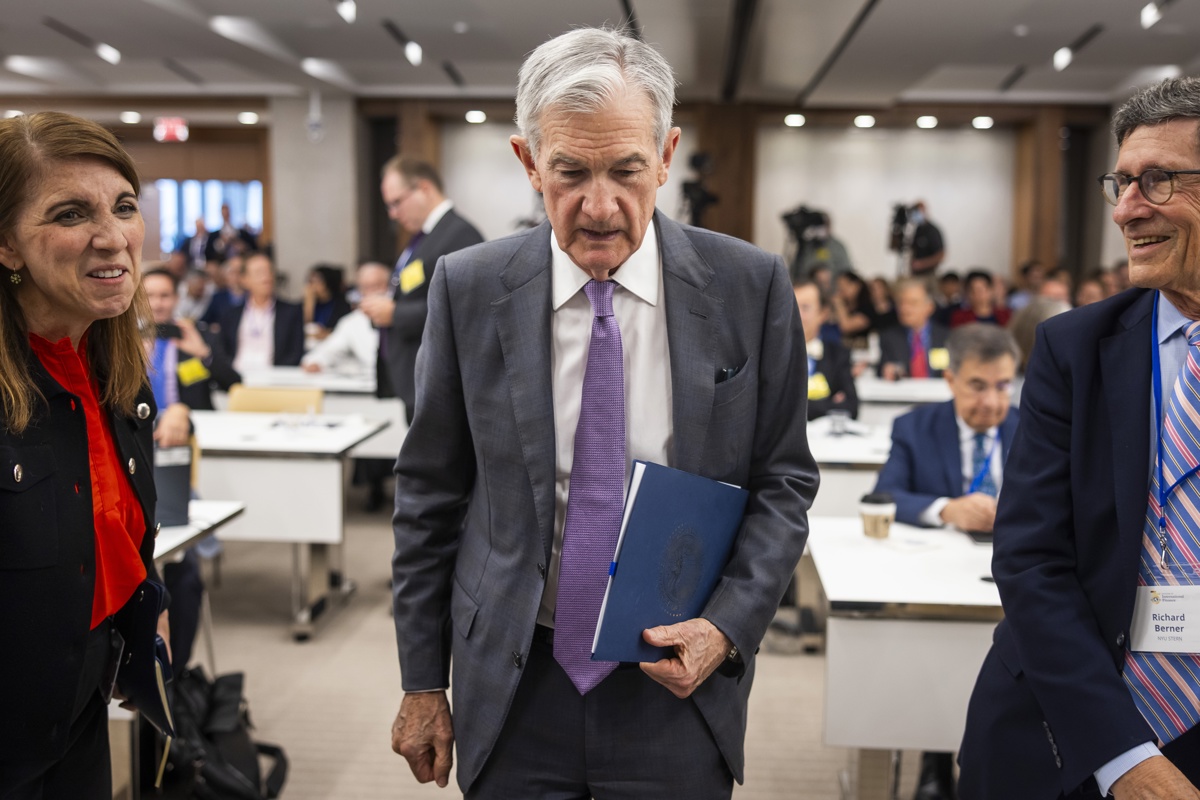 El presidente de la FED, JeromePowell (C). (Foto de archivo de Jim Lo Scalzo de la agencia EFE/EPA)