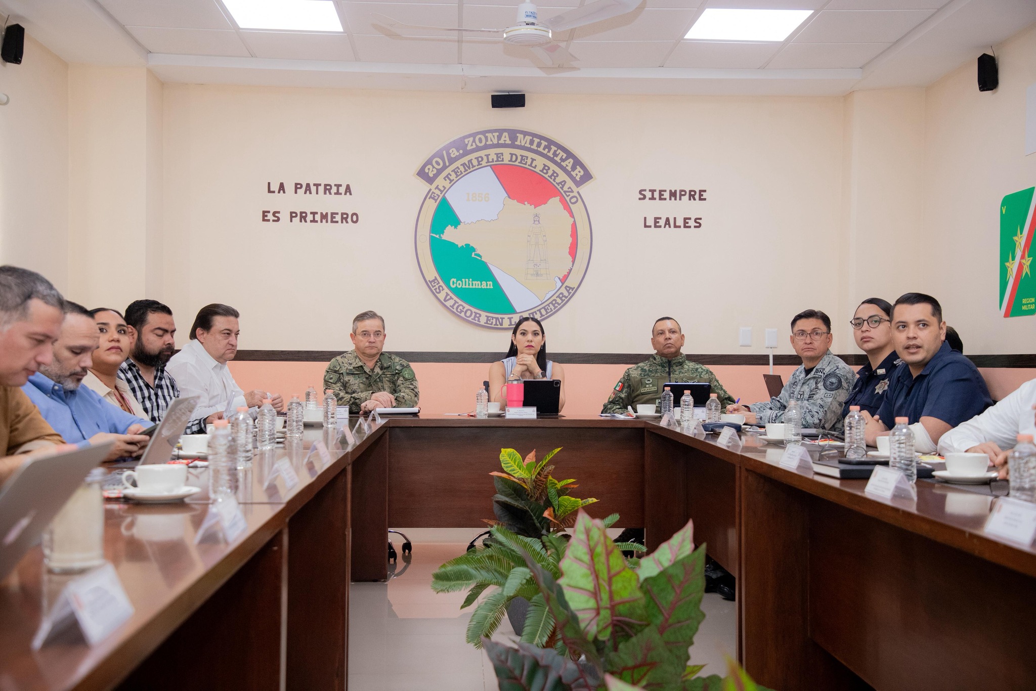 Foto tomada de la cuenta de Facebook de Indira Vizcaíno.