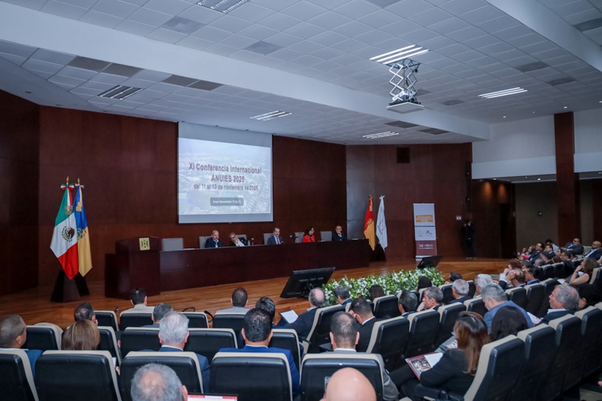 (Foto de la Dirección General de Prensa de la UdeC)