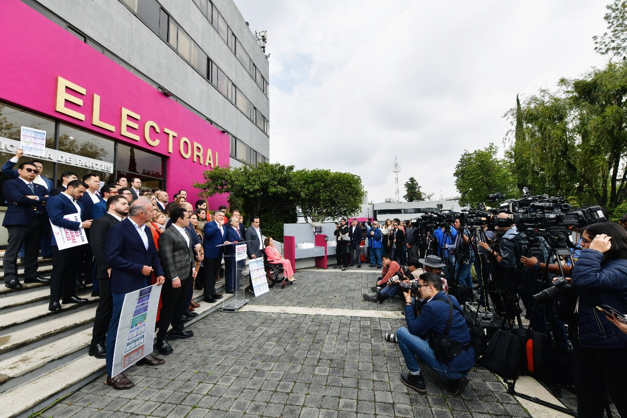 Foto de la conferencia de prensa proporcionada por el PRI.