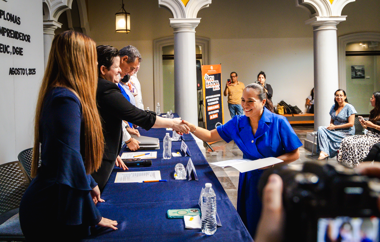 (Foto de la Dirección General de Prensa de la UdeC)