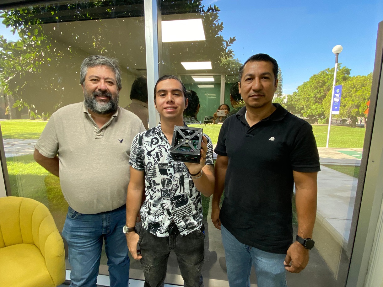 (Foto de la Dirección General de Prensa de la Universidad de Colima)