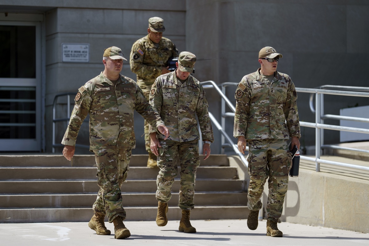 Miembros de la Guardia Nacional en Washington. (Foto de Will Oliver de la agencia EFE/EPA)