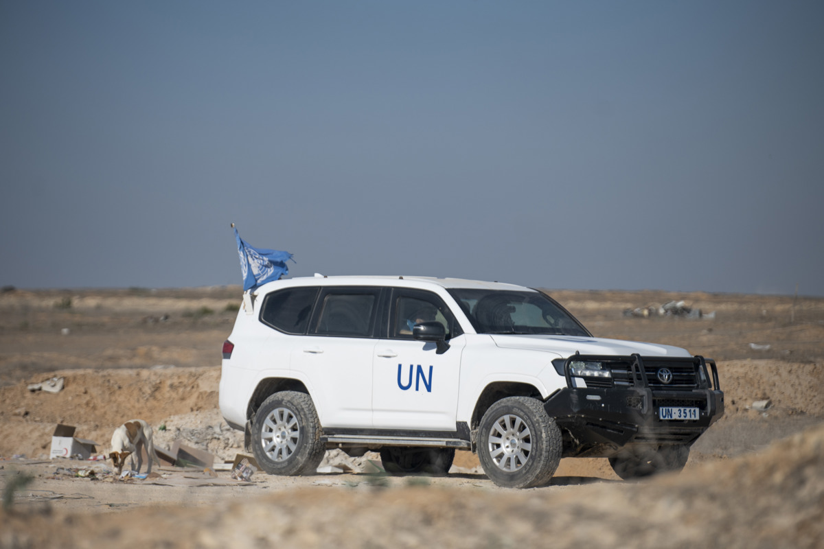 Vista de un vehículo de Naciones Unidas en las inmediaciones del puesto fronterizo de Kerem Shalom, en Israel. (Foto de archivo de Magda Gibelli de la agencia EFE)