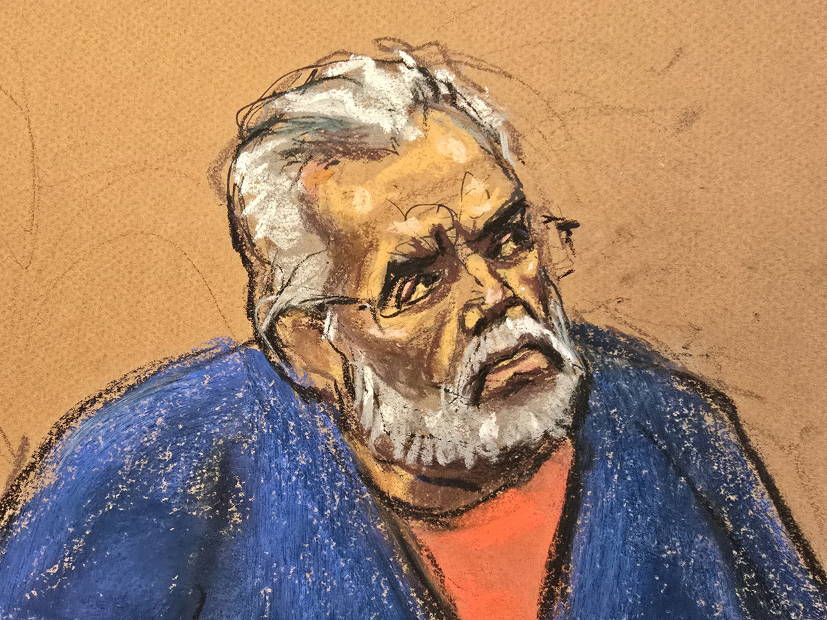 Fotografía de un dibujo realizado por la artista Jane Rosenberg del narcotraficante mexicano Ismael “El Mayo” Zambada durante el juicio realizado en un tribunal federal este lunes, en Nueva York (Estados Unidos). (Foto de Jane Rosenberg de la agencia EFE)