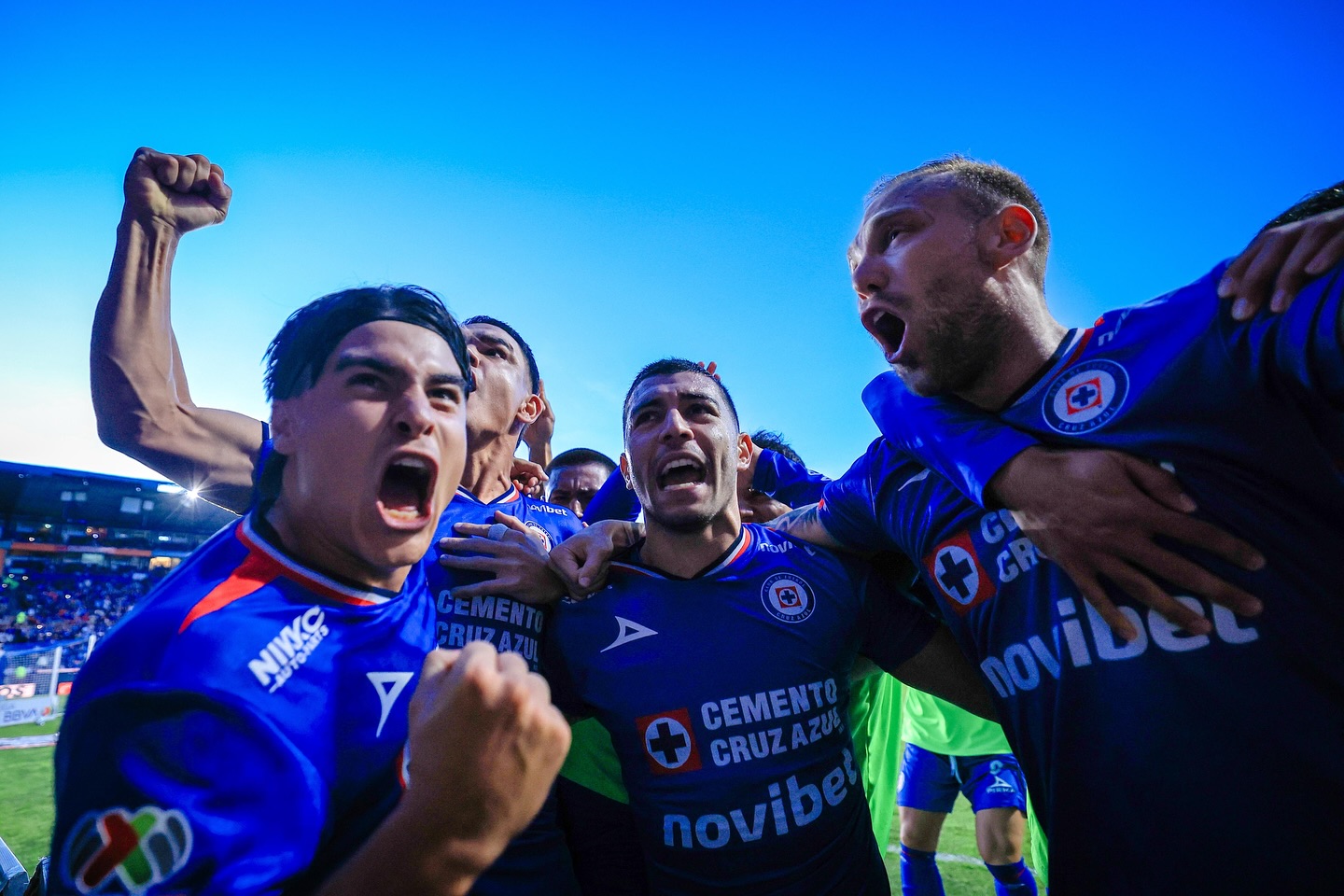 Foto tomada de la cuenta de Facebook del Cruz Azul.