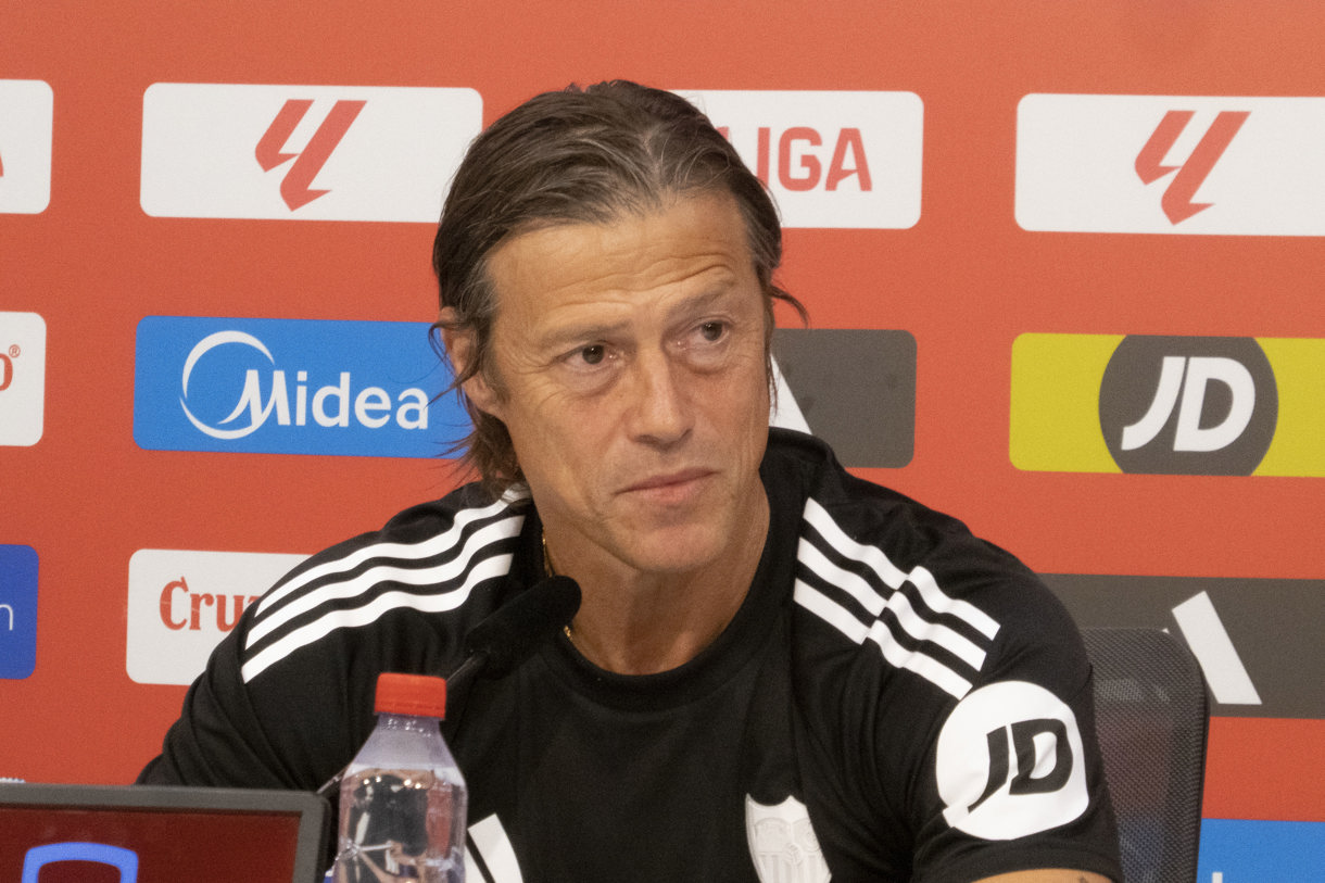 El entrenador argentino del Sevilla Matías Almeyda. (Foto de archivo de David Arjona de la agencia EFE)