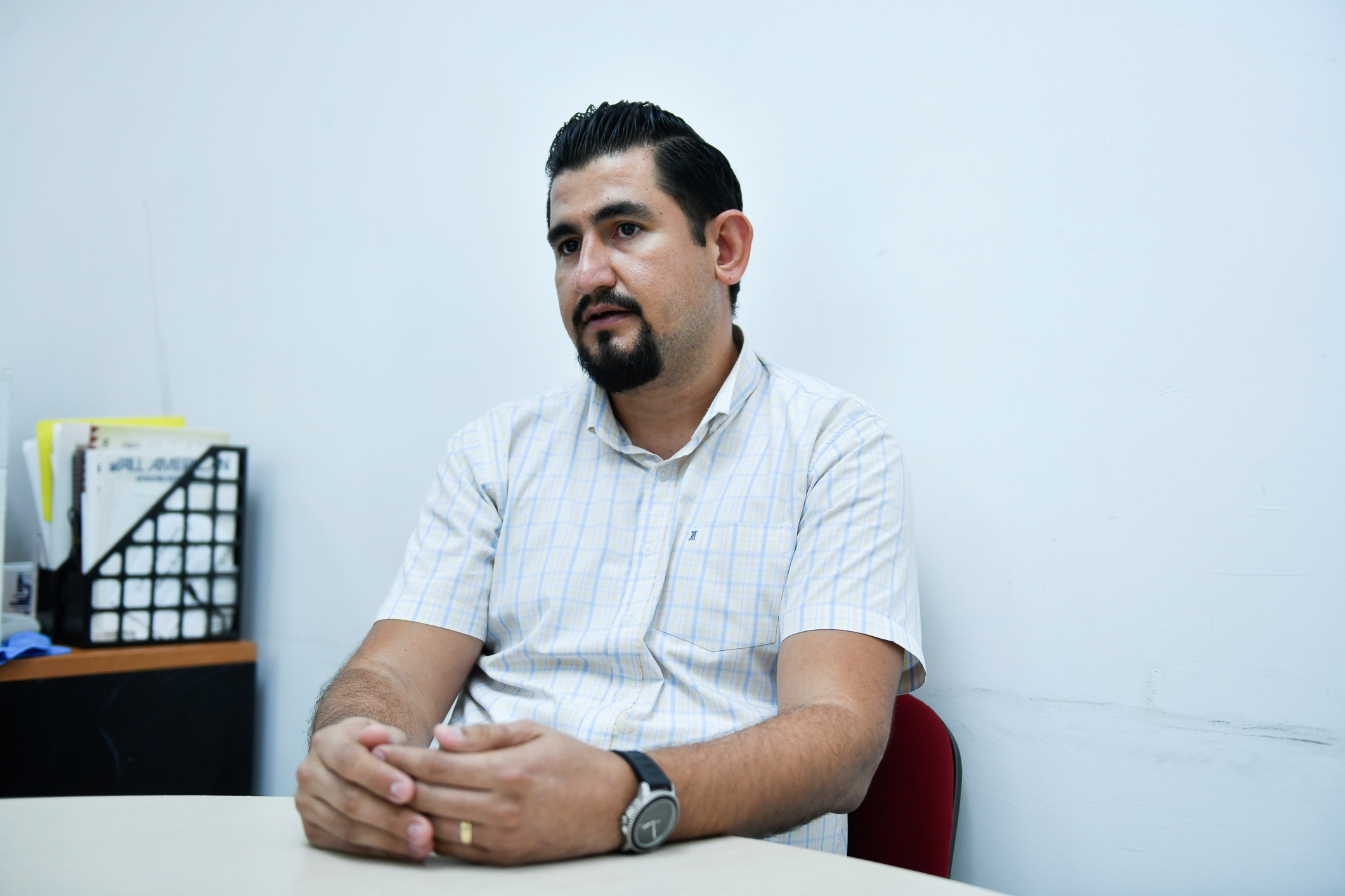 Carlos Barajas Saucedo, titular del proyecto, en una foto de la Dirección General de Prensa de la UdeC.