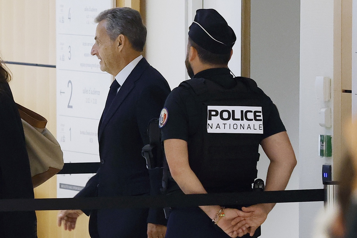 El expresidente francés Nicolas Sarkozy en el Tribunal Correccional de París. (Foto de Teresa Suarez de la agencia EFE/EPA)