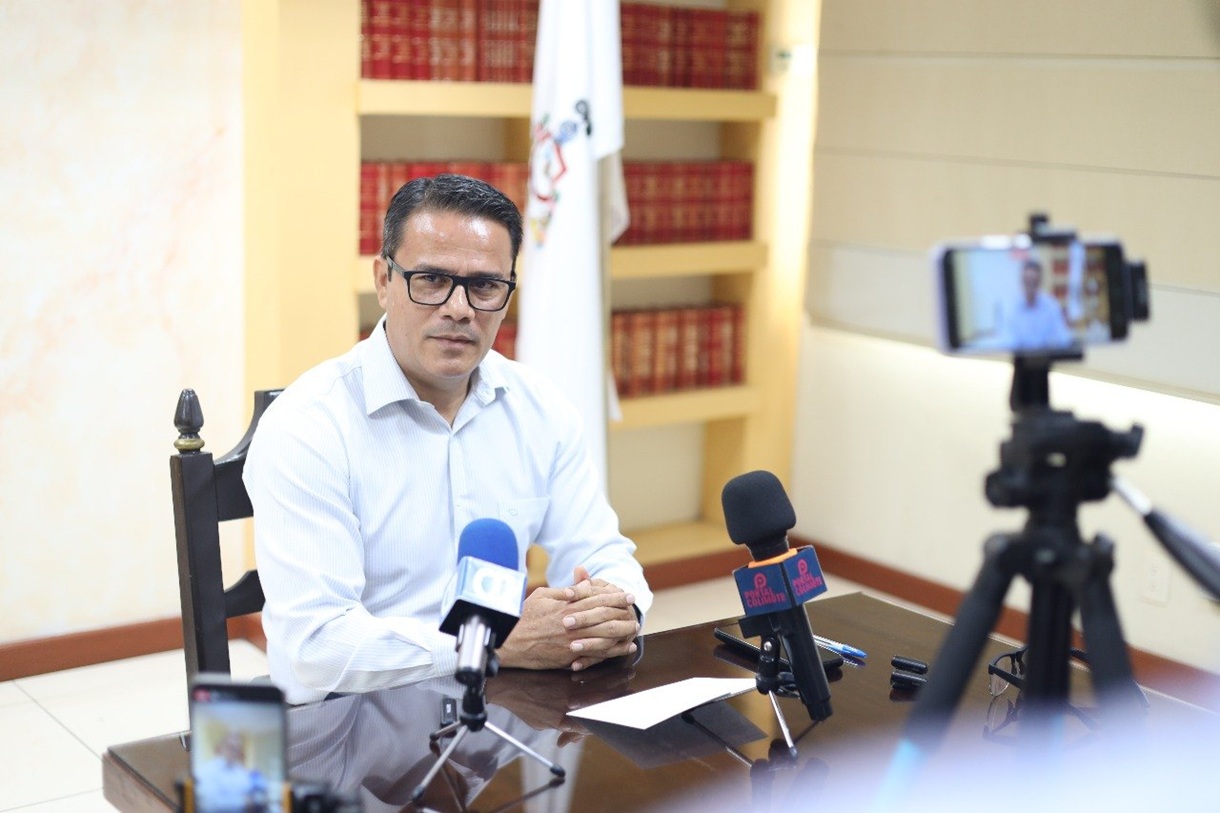 (Foto tomada de la página oficial de Facebook del Poder Judicial del Estado de Colima)