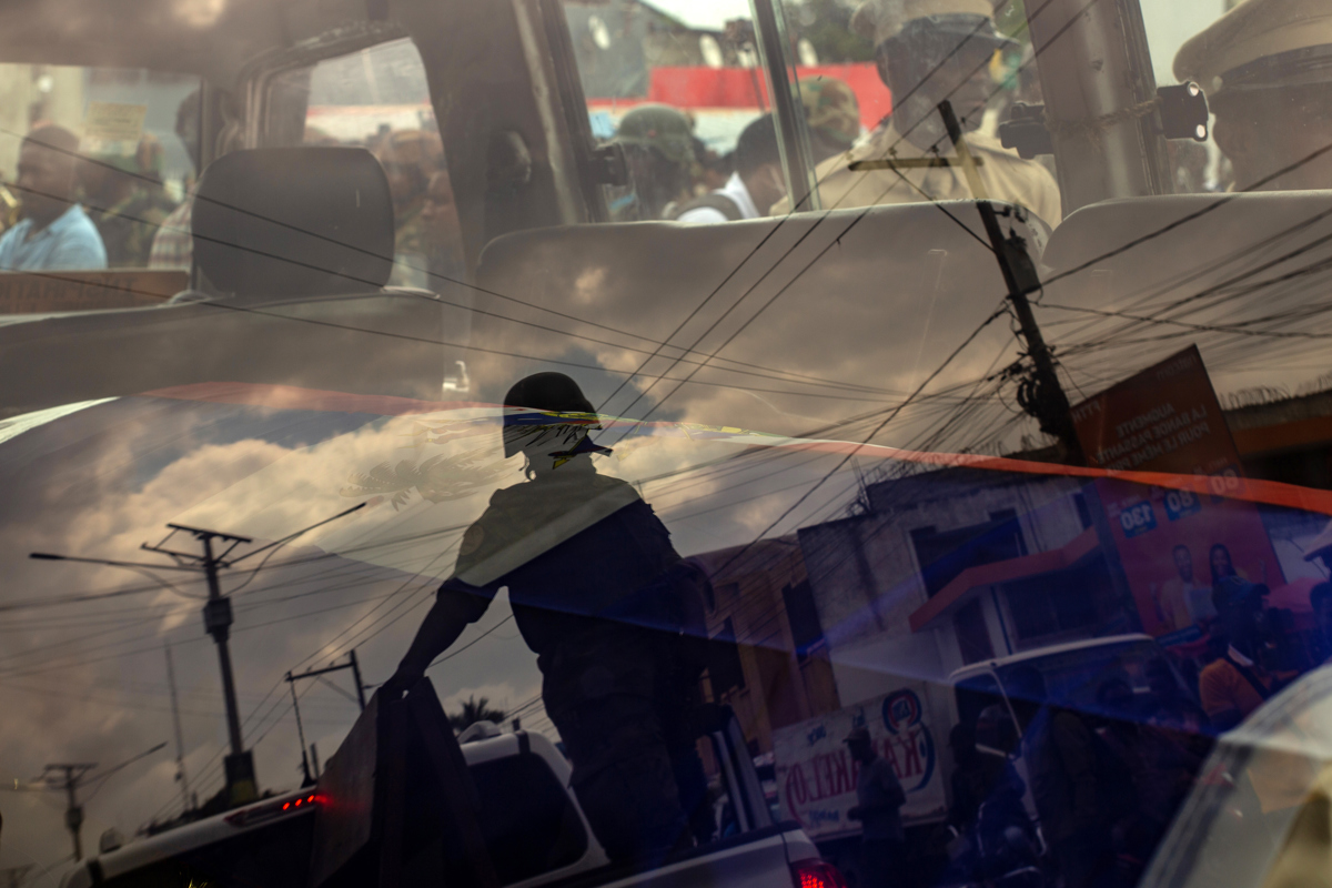 Un miembro de las Fuerzas Armadas de Haití. (Foto de archivo de Mentor David Lorens de la agencia EFE)