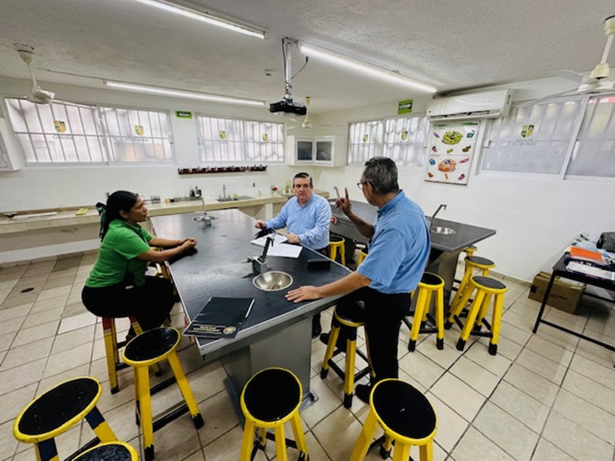 (Foto de la Dirección General de Prensa de la UdeC)