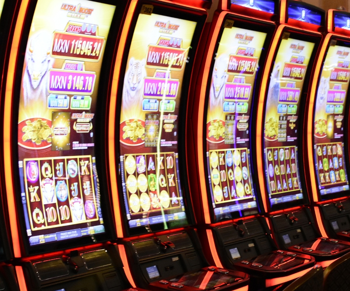 (Foto Ilustrativa de unas máquinas de juego en un casino)