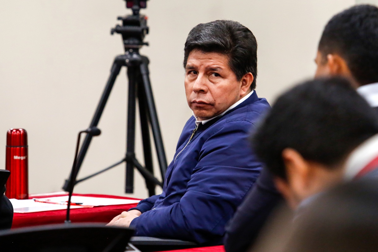 El expresidente de Perú Pedro Castillo reacciona durante una audiencia este jueves, en la Sala Penal Especial de la Corte Suprema, en Lima (Perú). (Foto de Renato Pajuelo de la agencia EFE)