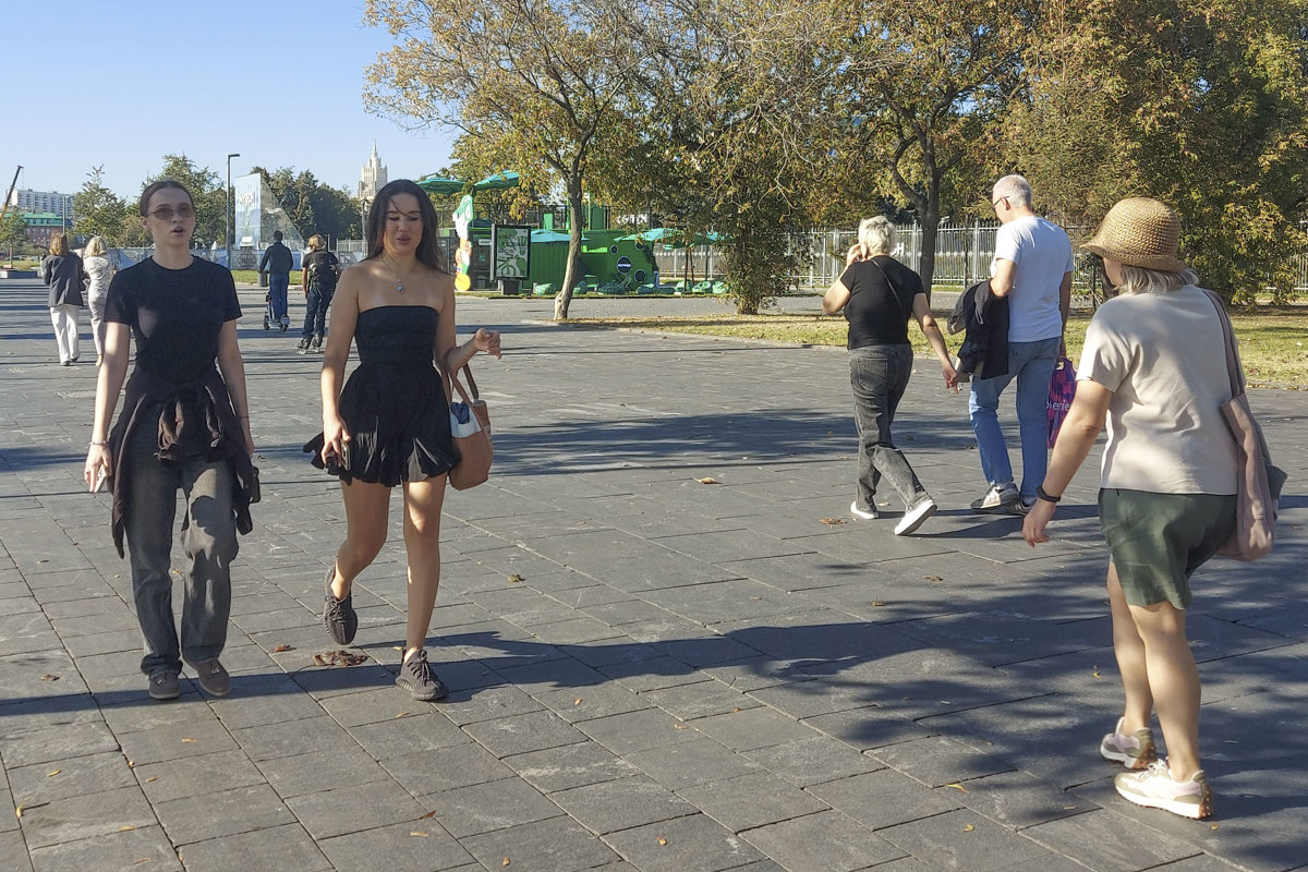 La temperatura en Moscú alcanzó el 22 de septiembre pasado los 26.2 grados Celsius, la más alta en 140 años de observación meteorológica. (Foto de archivo de Fernando Salcines de la agencia EFE)