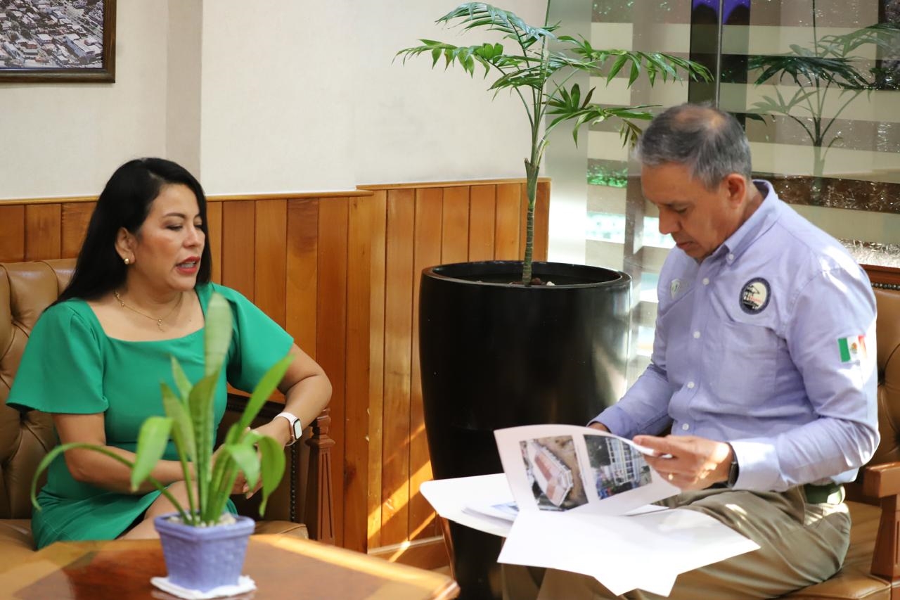 El encuentro sirvió para reafirmar la histórica relación entre la UdeC y la Asipona. (Foto de la Dirección General de Prensa de la UdeC)