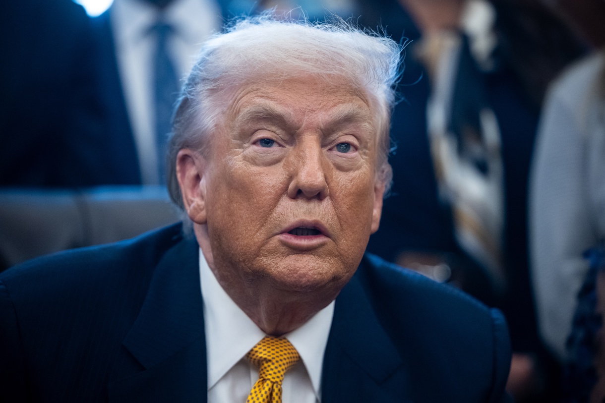 El presidente estadounidense, Donald Trump, en la Oficina Oval en la Casa Blanca, Washington (EUA). (Foto de Francis Chung de la agencia EFE)