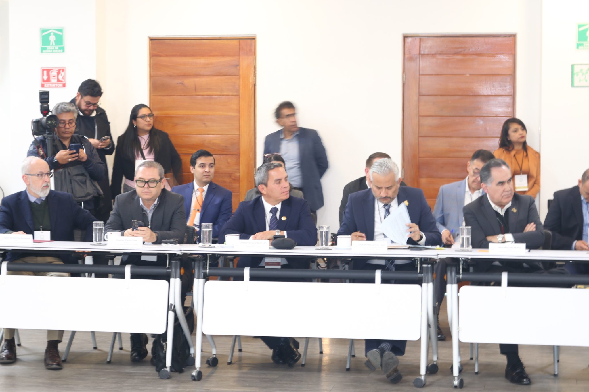 En la sesión, el subsecretario de Educación Superior, Ricardo Villanueva Lomelí, presentó el escenario presupuestario de la educación superior para el Ejercicio Fiscal 2026. (Foto de la Dierección General de Prensa de la UdeC)