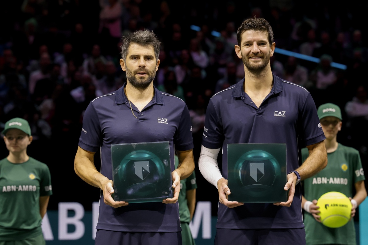 La pareja italiana formada por Simone Bolelli y Andrea Vavassori en el Rotterdam arena en Róterdam, Países Bajos. (Foto de Bas Czerwinski de la agencia EFE/EPA)