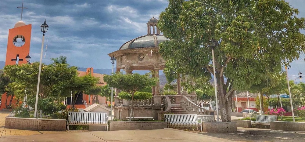 Foto de archivo del jardín principal de Ixtlahuacán.