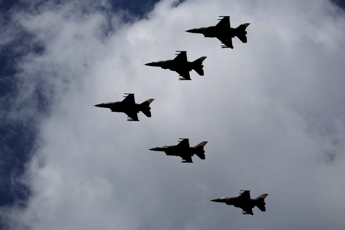 Aviones F16 de Israel. (Fotografía de archivo de Abir Sultan de la agencia EFE/EPA)