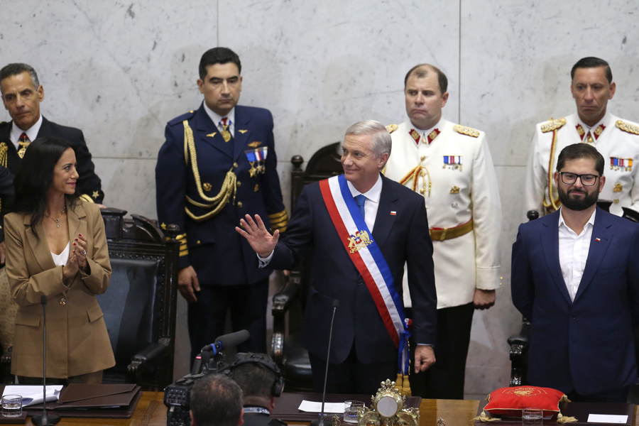 José Antonio Kast asume la Presidencia de Chile en una solemne ceremonia a la que acudieron parlamentarios de todos los partidos y una docena de jefes de Estado y de Gobierno de todo el Mundo. (Foto de EFE)