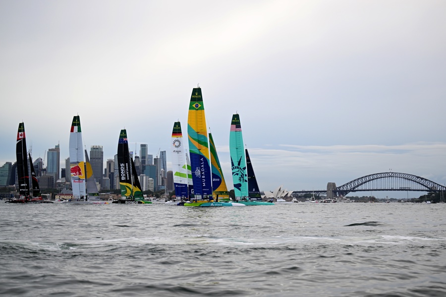Imagen de EFE de la regata SailGP en el puerto de Sídney, Australia.