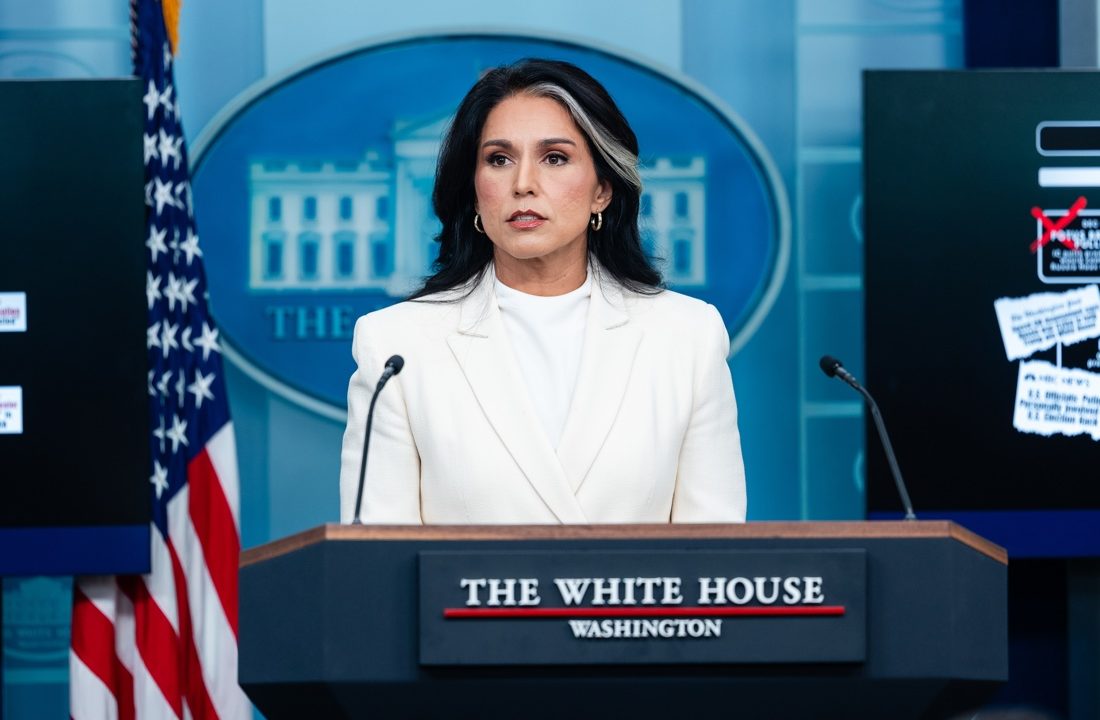 “Régimen iraní está intacto, pero degradado”, asegura directora de Inteligencia de EUA