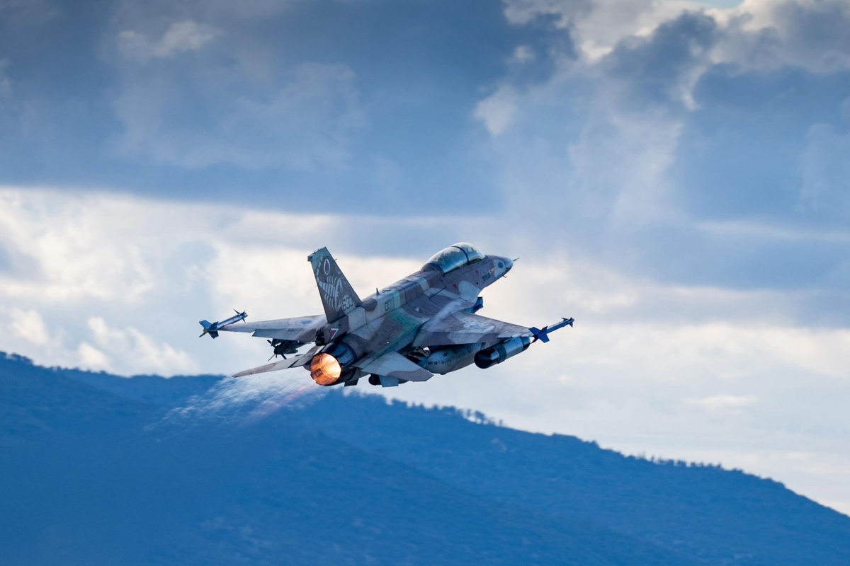 El Ejército israelí anunció este jueves una nueva “oleada de ataques” contra Beirut, capital del Líbano, tras lanzar una advertencia a una zona específica del centro de la ciudad. (Foto Fuerza Aérea Israelí)