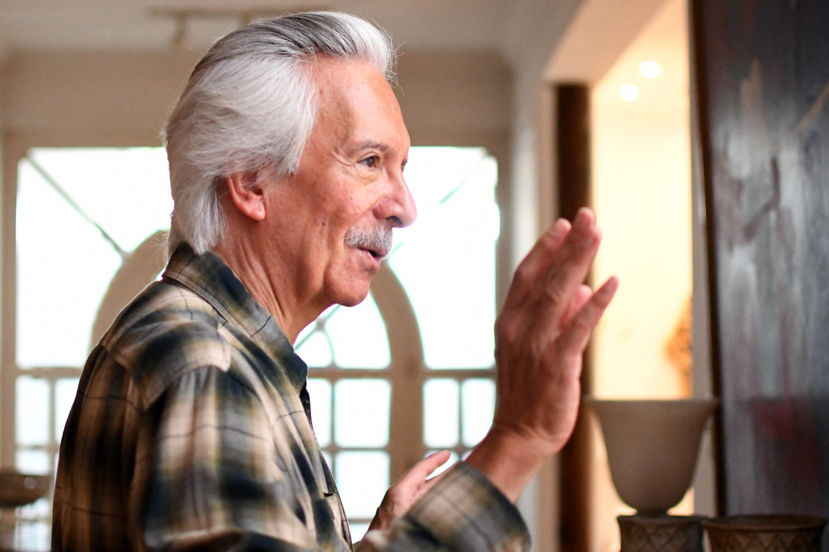 Imagen de archivo del periodista guatemalteco José Rubén Zamora Marroquín durante una entrevista con la agencia informativa EFE en Ciudad de Guatemala (Guatemala). (Foto Alex Cruz de la agencia EFE)