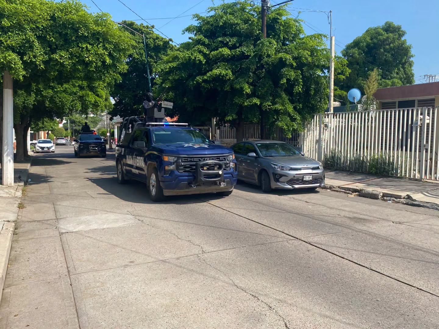 Atacan a balazos un autobús con estudiantes en Escuinapa, Sinaloa - El  Comentario